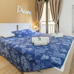central-easy-peasy-apartment.it-lombardy.com/